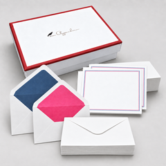 Box mit Briefkarten und Kuverts blau-pink