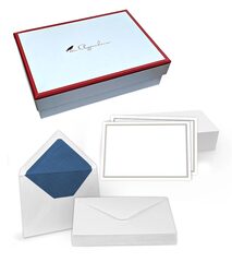 Box mit Briefkarten und Kuverts hellblau-braun